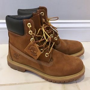 NWT Timberland Premium Waterproof Boots 7.5W